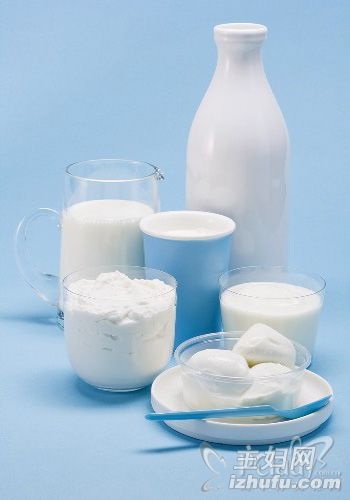 营养PK：牛奶酸奶豆浆该选哪个