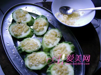  秋季适宜吃丝瓜菜 养颜美白可治月经不调 