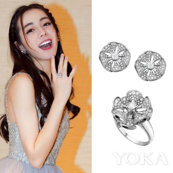 迪丽热巴佩戴Bvlgari Diva's Dream系列钻石耳钉和戒指。