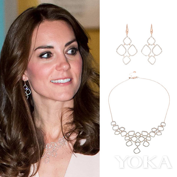 凯特王妃佩戴Monica Vinader Riva系列钻石18K玫瑰镀金耳环和项链。