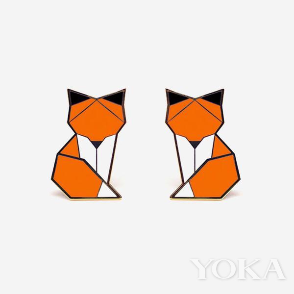 Orikami狐狸耳钉，图片来自Orikami官网。