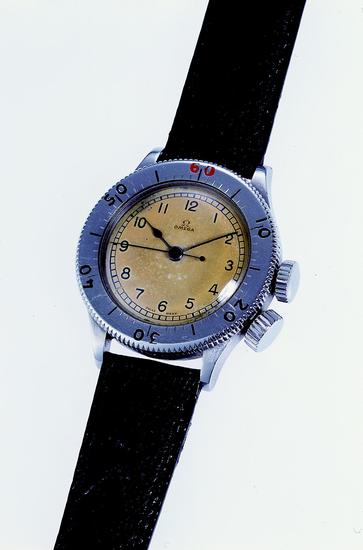 欧米茄CK2129腕表——汤姆·哈迪于电影《敦刻尔克》中佩戴的腕表