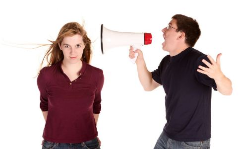 夫妻经常吵架怎么办 夫妻吵架会导致什么结果 夫妻经常性地吵架该怎么办