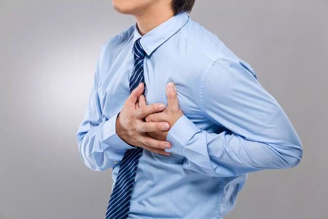 别误会！以下这七种胸痛不是心脏病！