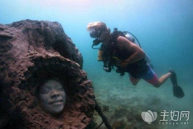 海底发现神秘人脸