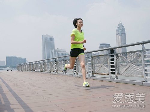 【快步走和慢跑的区别】在运动减肥中的饮食注意