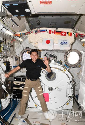 日本一宇航员在外太空3周长高了9厘米