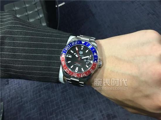 泰格豪雅竞潜系列WAY201F.BA0927腕表，价格19,350元人民币
