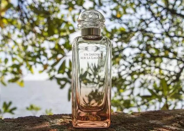 爱马仕本年1月新推出的香水Un Jardin Sur La Lagune